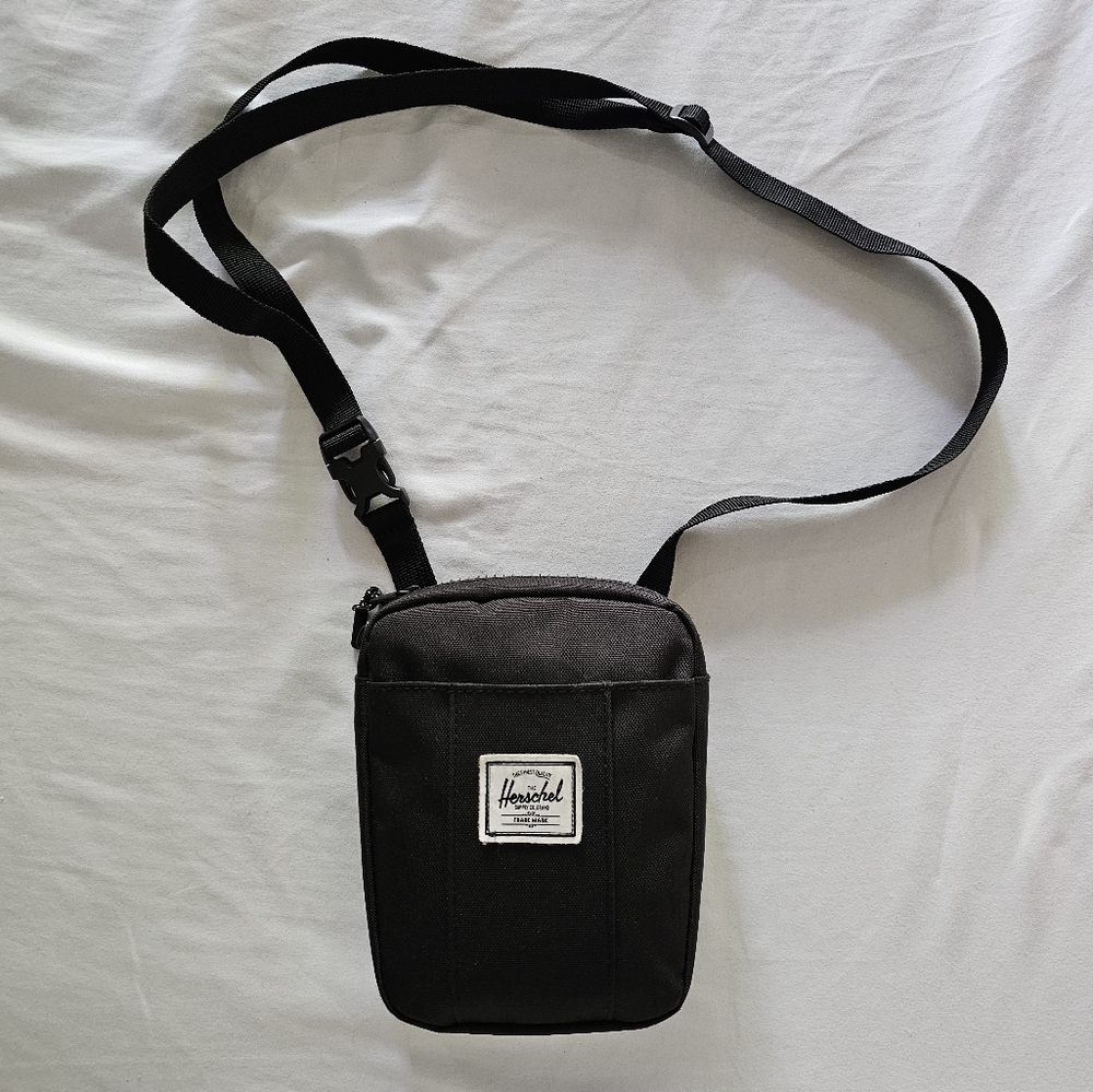 Herschel cross body bag